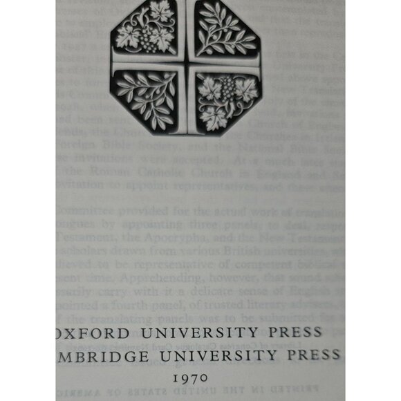 The New English Bible Hardcover Edition 1970 Oxford Cambridge University Press V - Picture 6 of 7